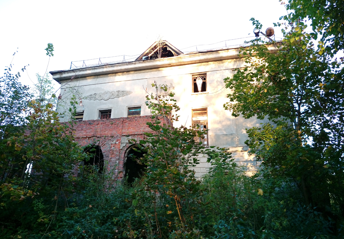 Главный дом усадьбы Пущино
